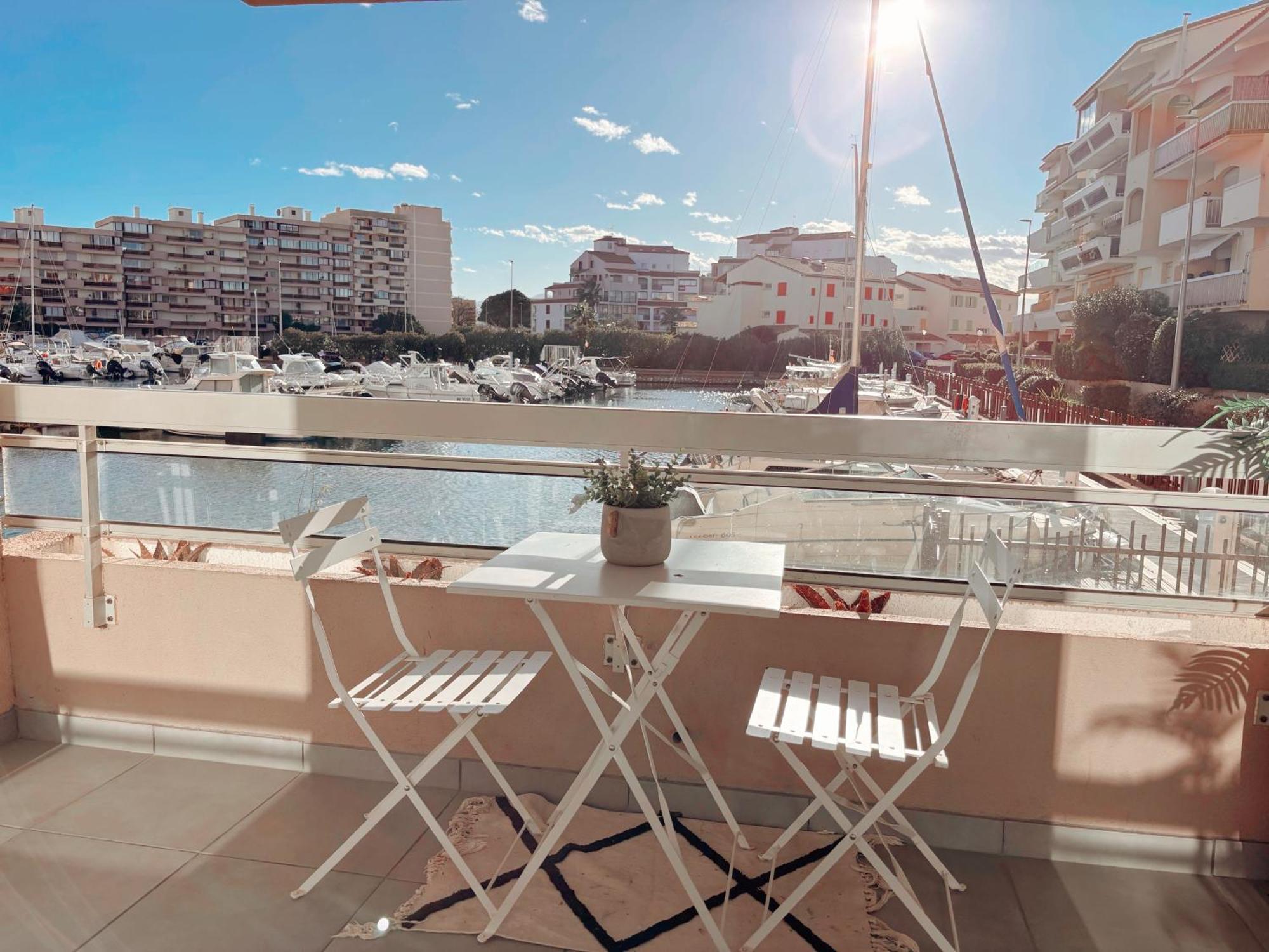 Magnifique T2 Au Calme Avec Une Superbe Vue Sur Le Port カネ エクステリア 写真